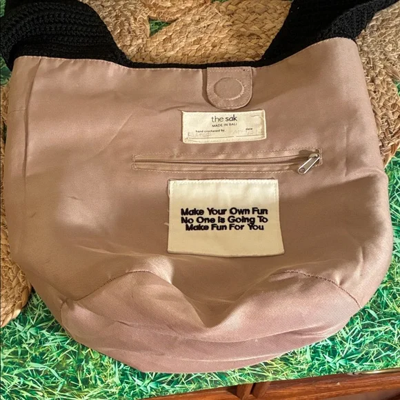 The Sak Black and Pink “QUEEN”Crochet Shoulder Bag - Picture 11 of 16